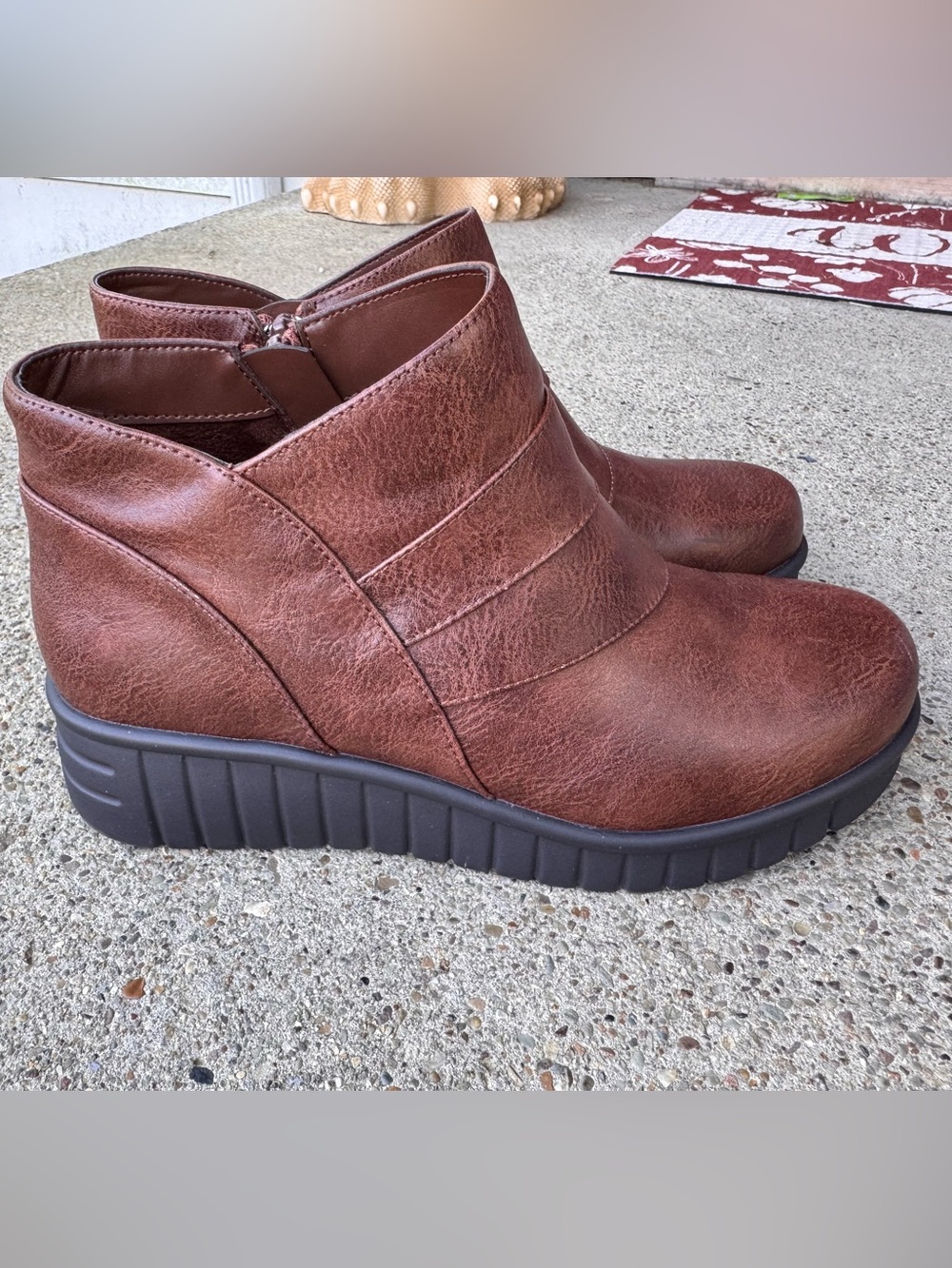 Easy Street “Rayleen” Brown Wedge Ankle wedge Boots